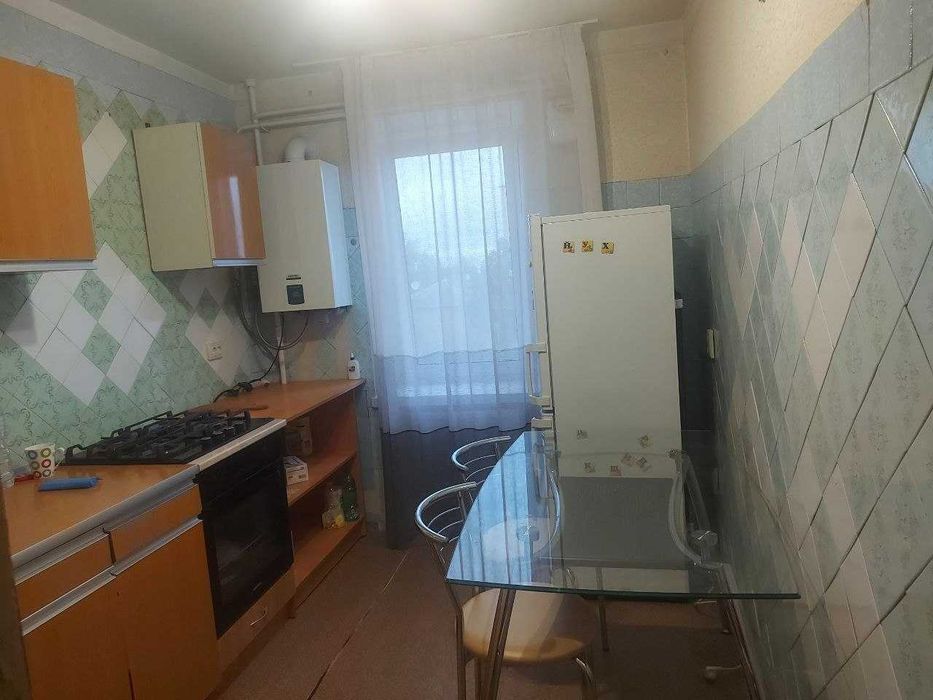 Здам 3-кімнатну квартиру в центрі міста