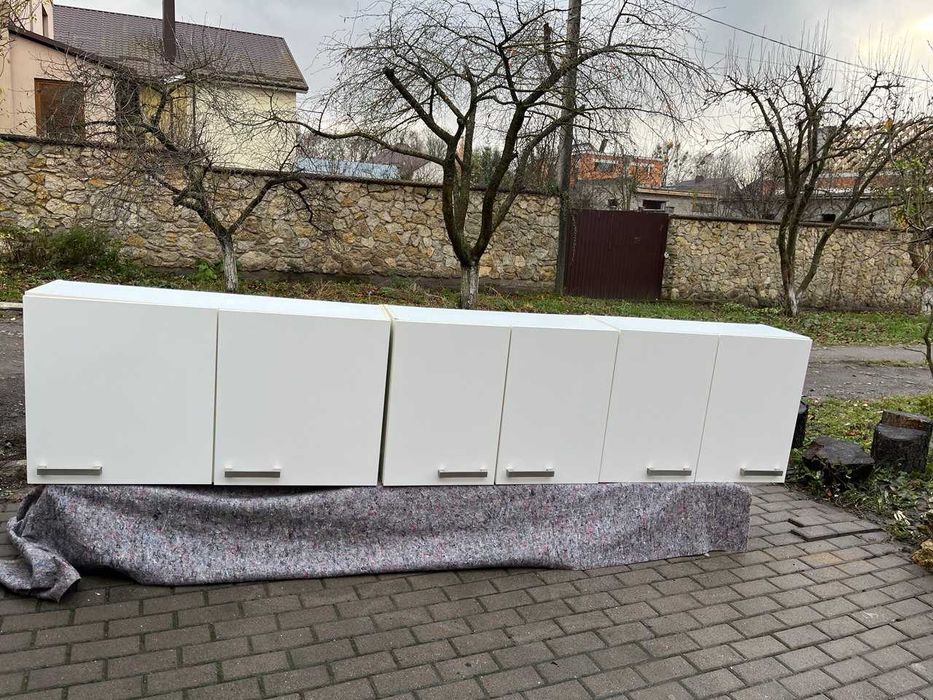 Кухонні шафки навісні