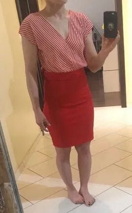 Elegancka czerwona sukienka r.36