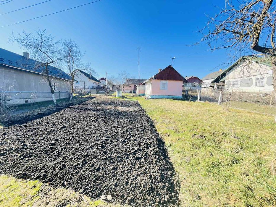 Будинок окремостоячий