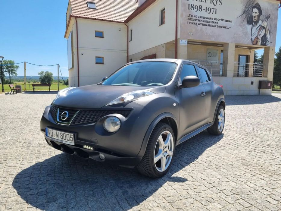 Nissan Juke Nissan Juke 1.6 190ps PURE BLACK LED Navi