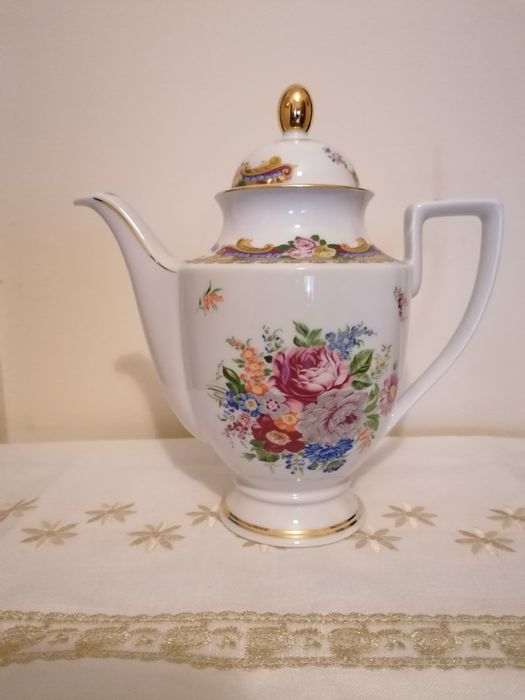 Bule e prato em porcelana tipo Limoges