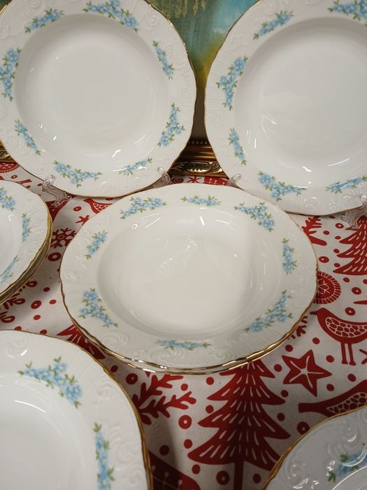 12 pratos fundos porcelana Vista Alegre