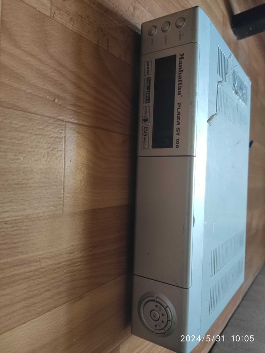 Спутниковые тюнеры : Viasat srt 7707 и  Manhattan plaza st100 + wi-fi