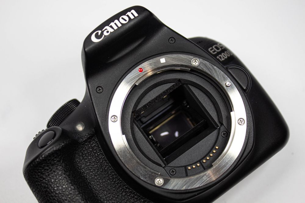 Canon EOS 1200D