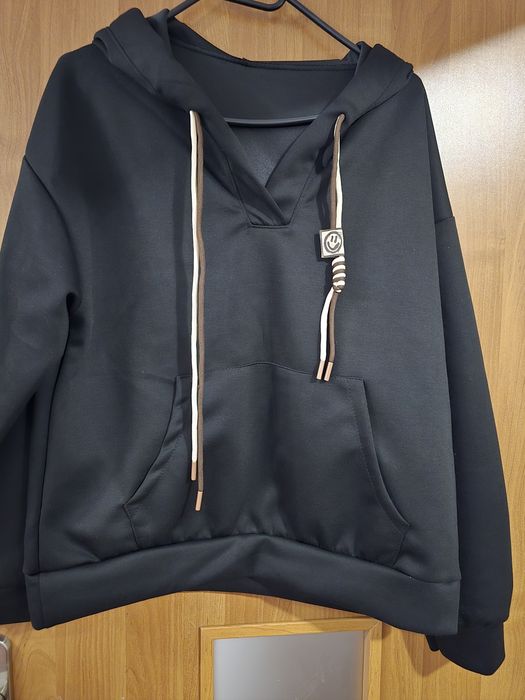 Bluza sportowa  czarna(masełko)