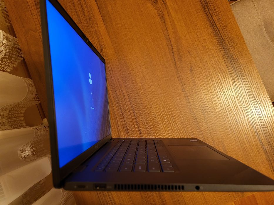 Ноутбук бізнес серії Dell Latitude 7520