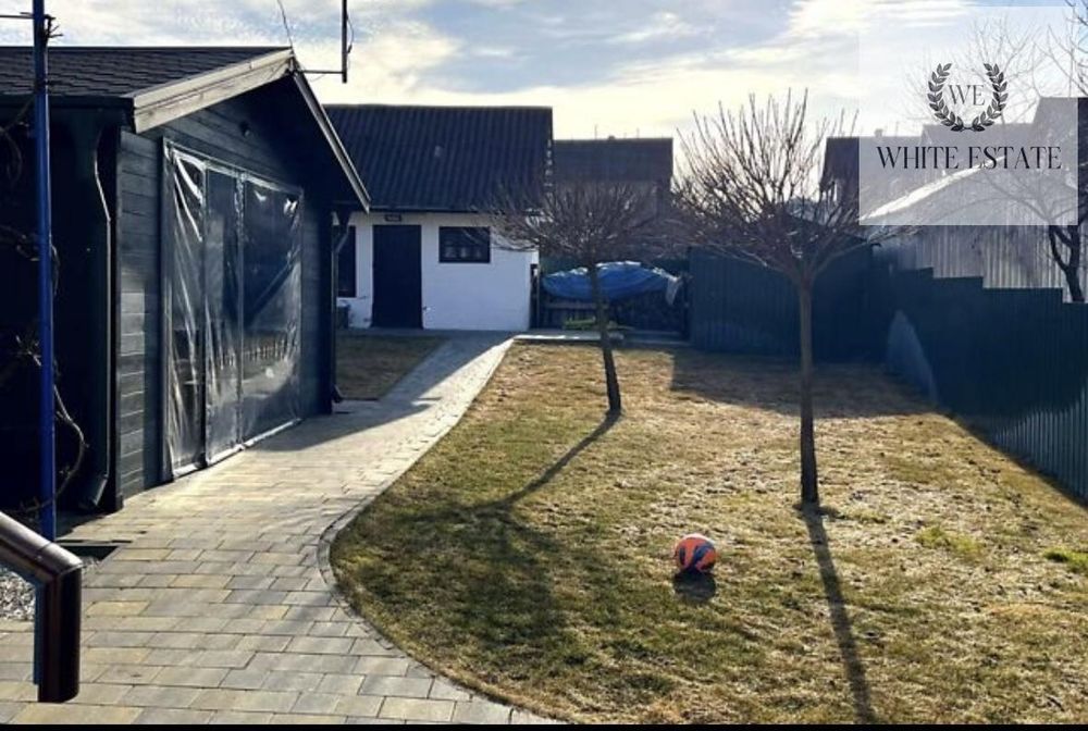 Продаж 2 поверхового будинку у с. Смиківці