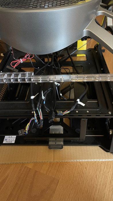 Antec Skeleton - como nova