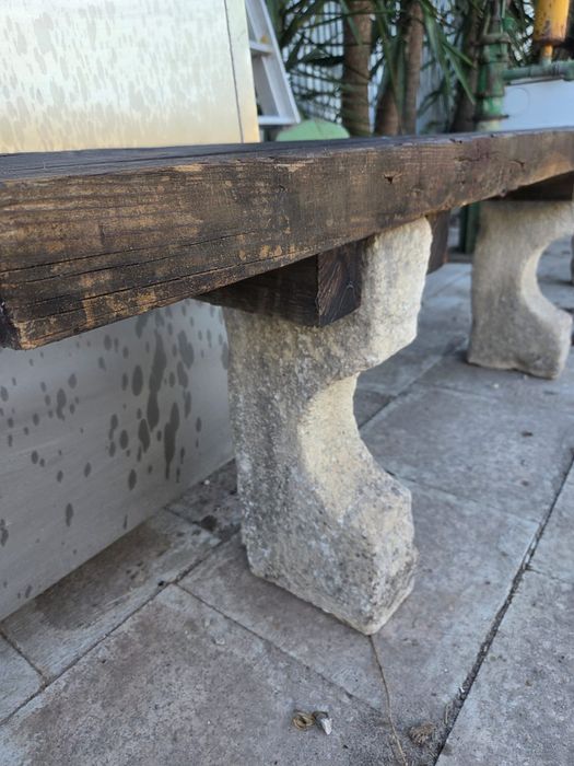 Bancos de exterior antigos