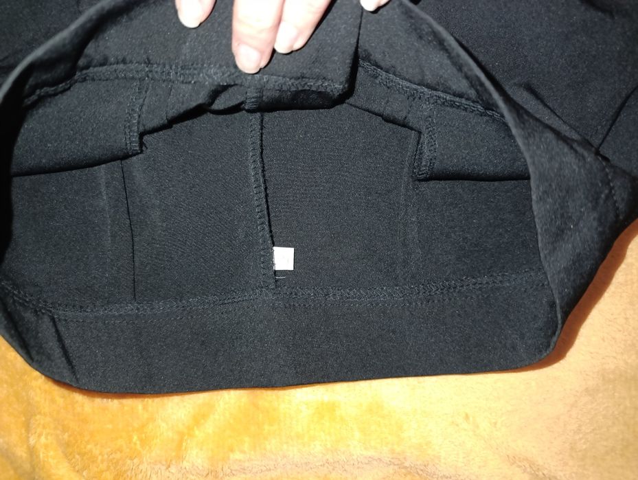 Продам жіночі, класичні штани.