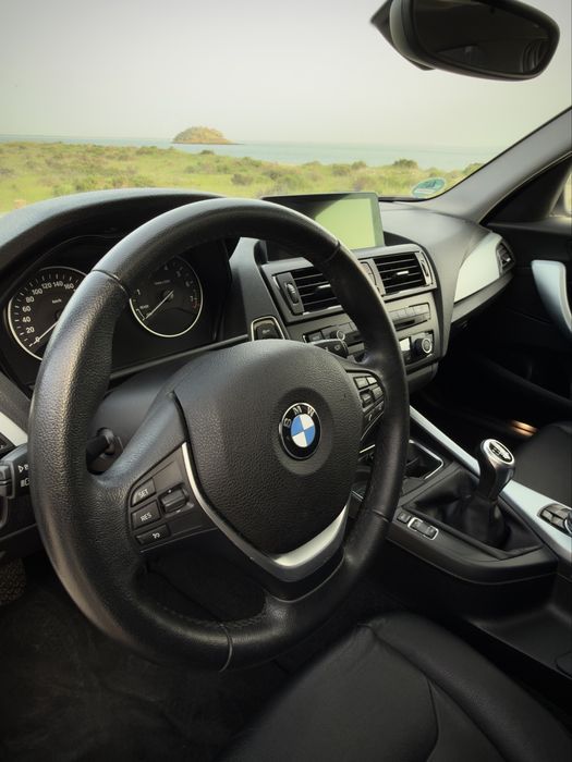 BMW 118i - c/ certificado bmw