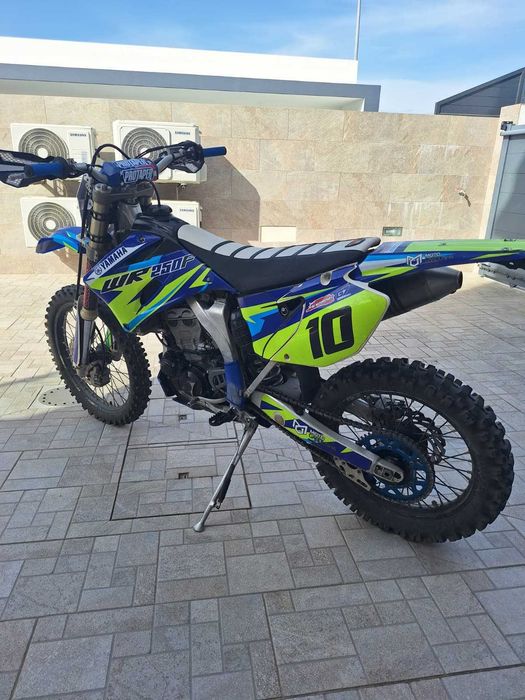 yamaha wr250 4tempos