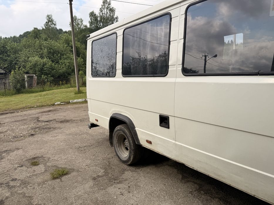 Mercedes 609D ідеальний стан