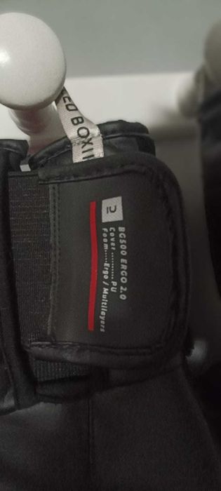 Saco de Boxe + Luvas + Fitas Como NOVO