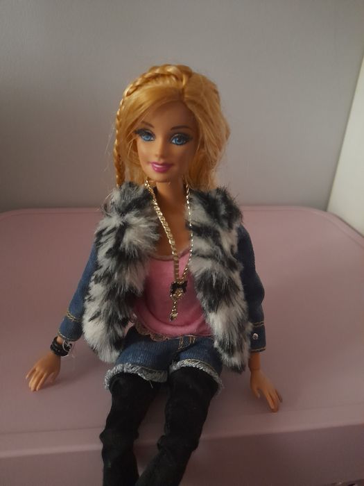 Barbie style Lux Fashionistas 2009 rok
