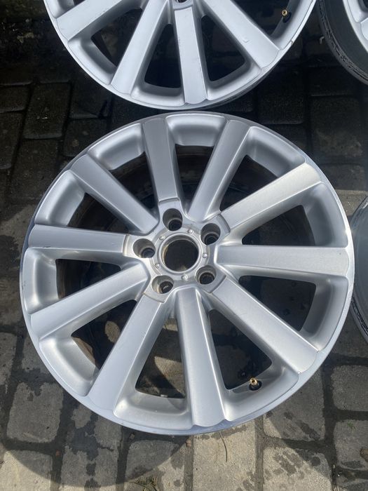 Диски R18 5*112 7.5J*17H2 ET49 для Audi/Volkswagen/Skoda/Seat