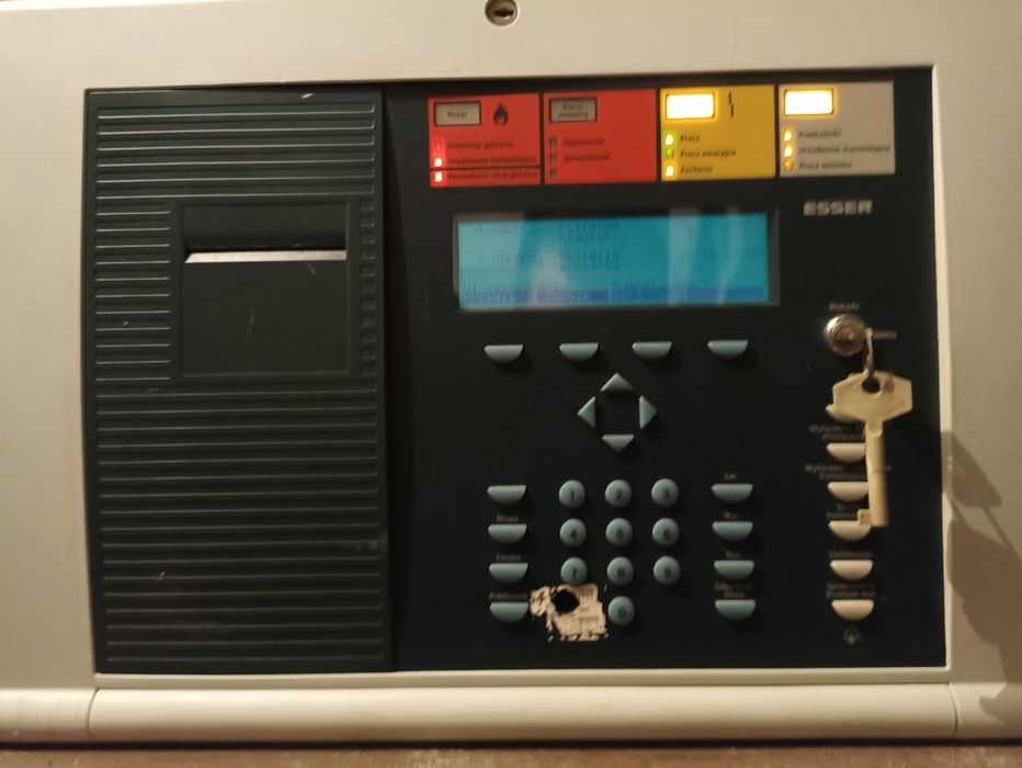 Centrala pozarowa esser 8000c