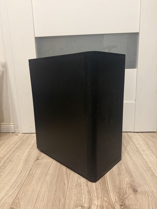 Komputer do gier ryzen 2700x gtx 1080 16gb 512gb 500W