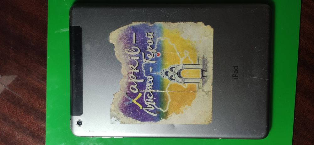 Apple iPad mini 7.9" A1455 3G + Cellular 16GB 2012