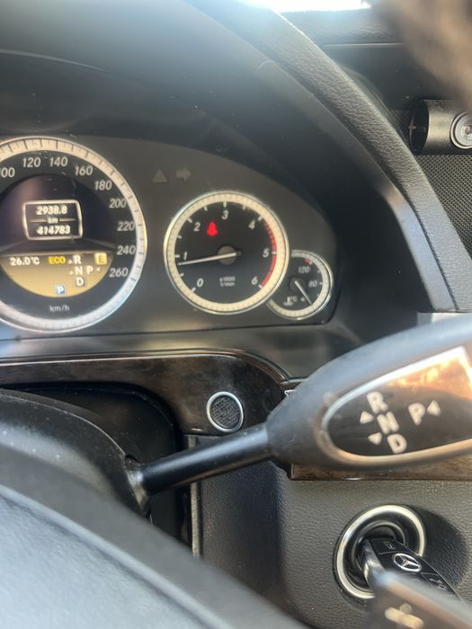 Sprzedam Mercedes benz E klase Cdi rok 2012  w212
