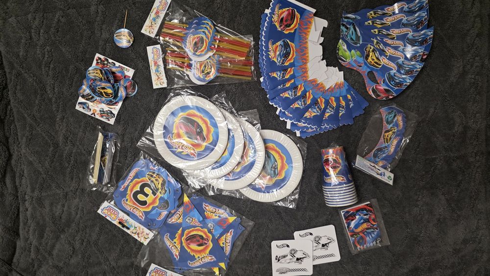 Hot wheels, до дня народження