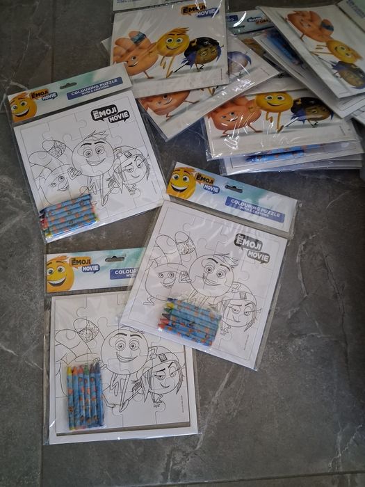 Puzzle kolorowanki do kolorowania zestaw dzień dziecka 61szt