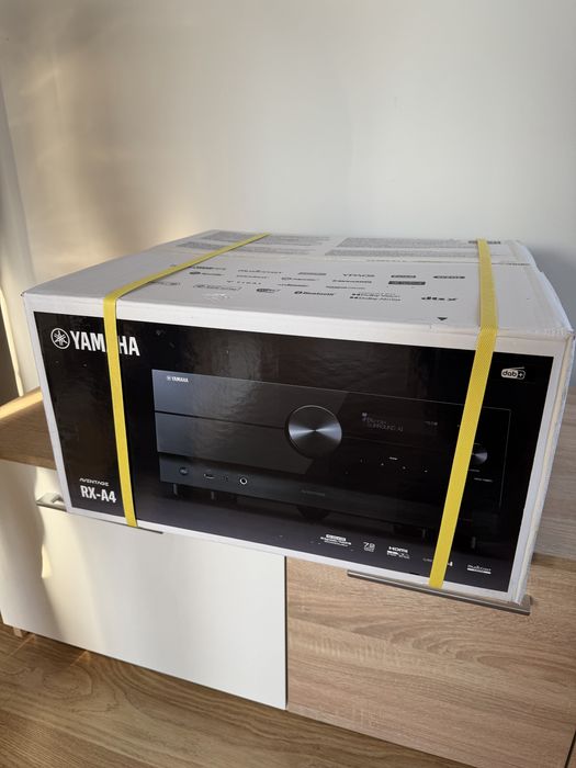 Amplituner Yamaha Aventage RX-A4A