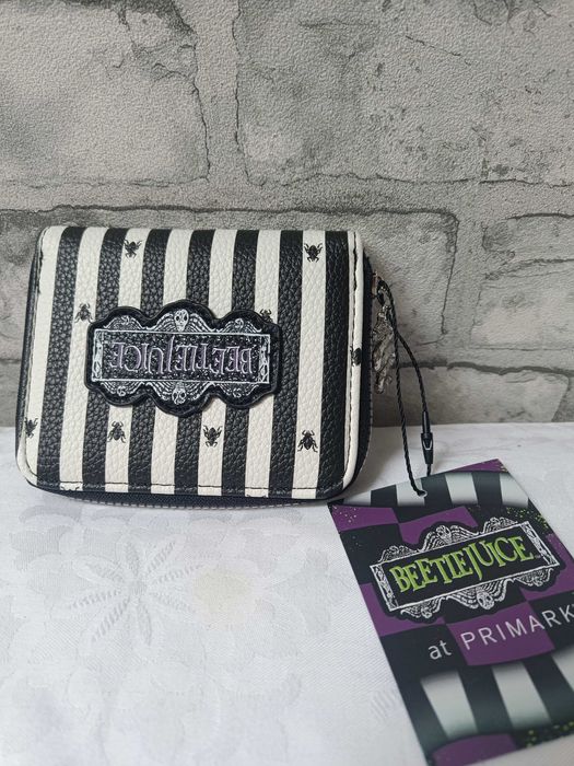 Portfel Beetlejuice, Sok  z żuka ze skóry ekologicznej PRIMARK