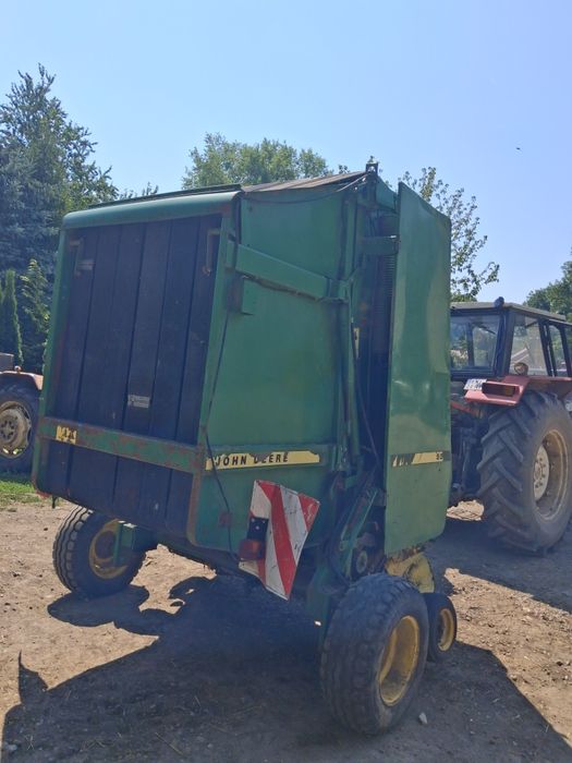Prasa John deere 550