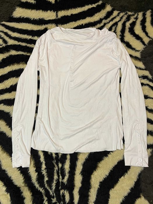 Layered Henley Longsleeve | Двухслойный Лонгслив Прилегающего Кроя с Воротником на Пуговицах