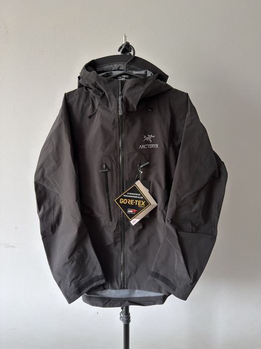 Arcteryx Alpha SV куртка