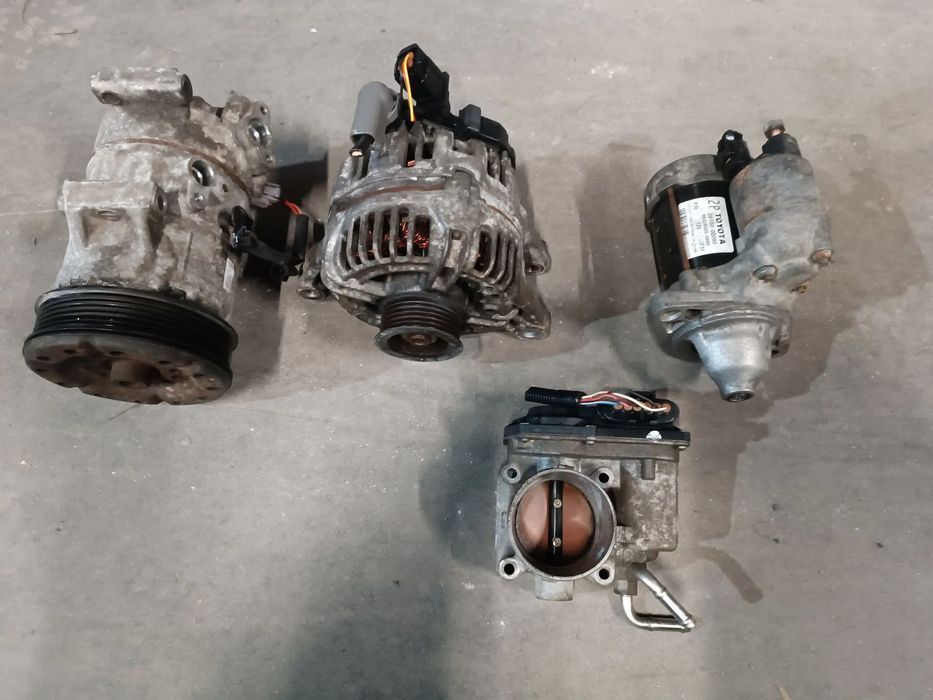 Motor arranque/alternador/compressor AC / torre - Toyota Avensis 1.8i