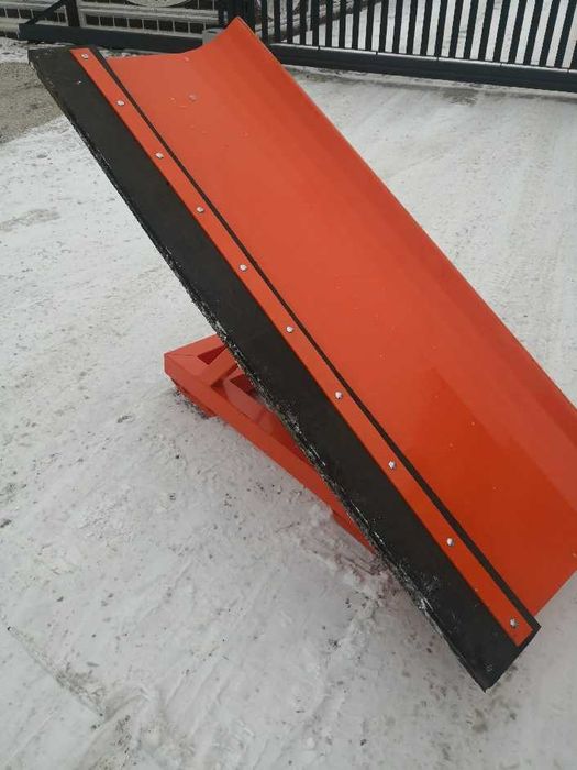 Pług do śniegu 240 cm mocowanie Striegl Volvo Thaler Eurotrac