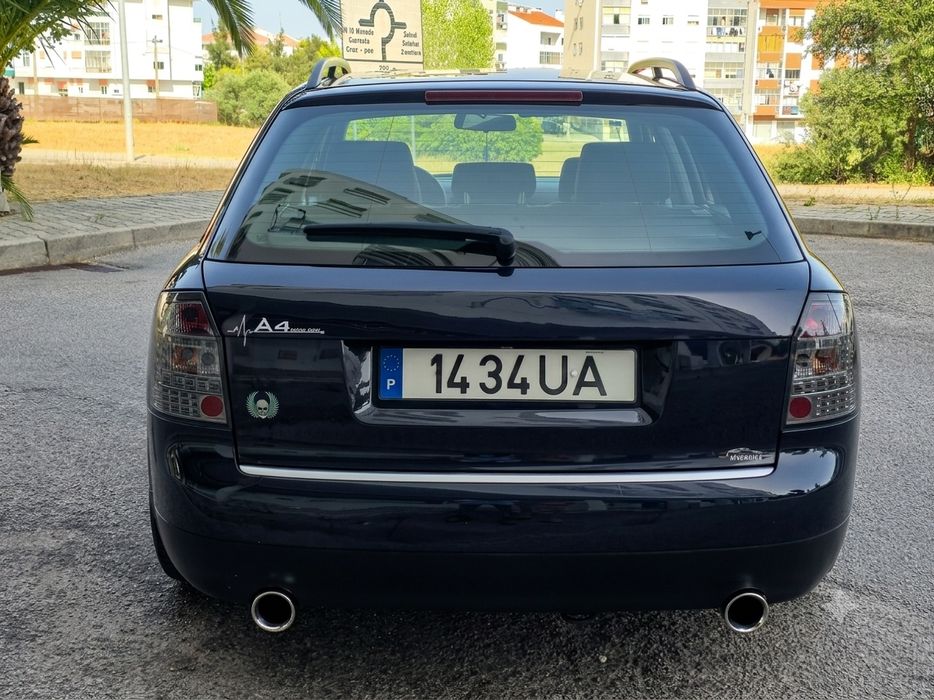 Audi A4 1.9 tdi 130 cv  ano 2002
