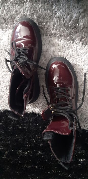 Botas ZARA Bordeaux cano baixo 33