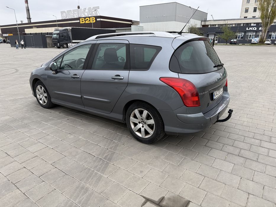 Peugeot 308 2011