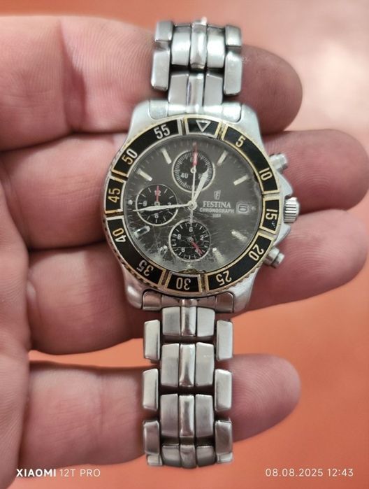 Продам часы Festina