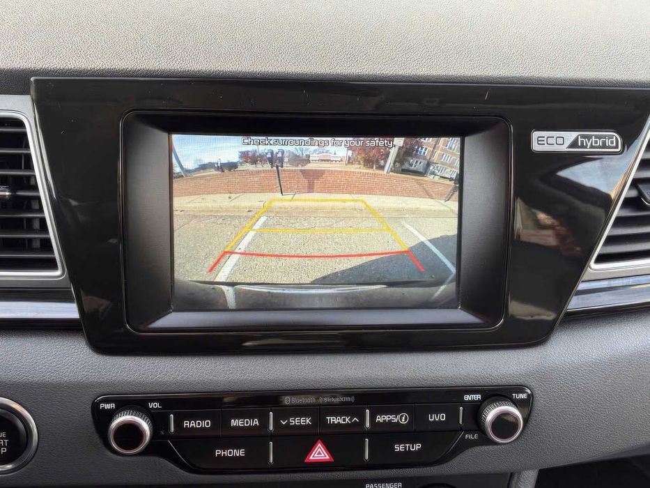 Kia Niro EX      2019