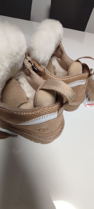 Sprzedam nowe, nie używane buty UGG lowmel w rozmiarze 38,5
