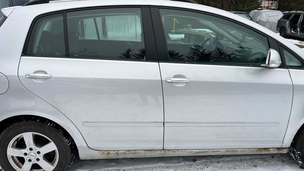 drzwi tył tylne tylnie prawe vw golf v 5 vi 6 plus + 2005 - 2014 la7w
