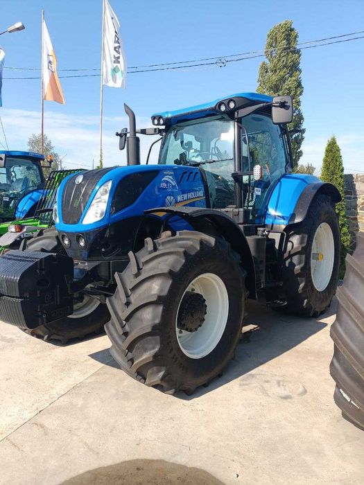 ТРАКТОР New Holland T7.245 SideWinder™ II 200к.с.