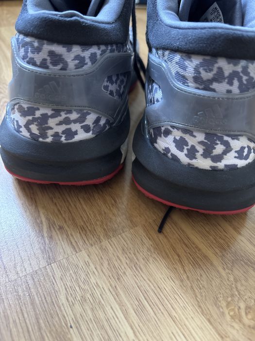 Adidas  Crazy light boost 48