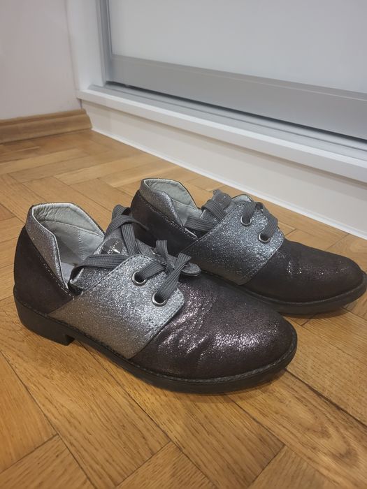 Туфли на девочку 33 размер. Весенние туфли , школьные