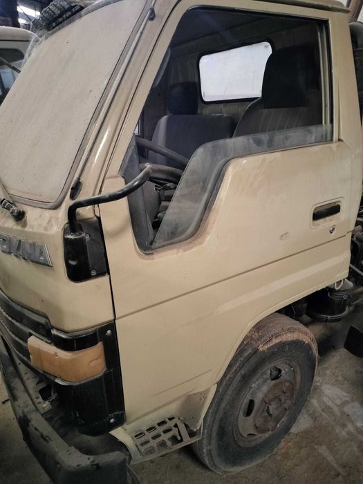 Várias peças usadas auto