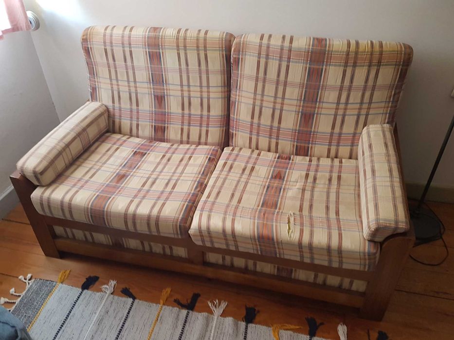 Sofá de 2 lugares