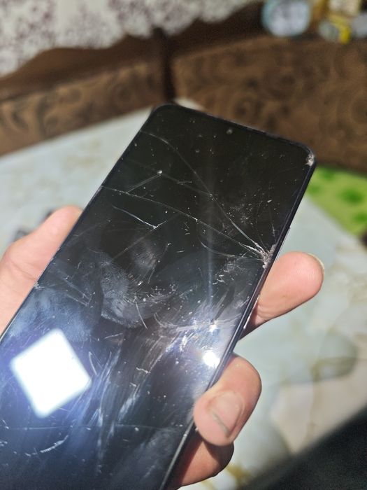 Poco f3 З комплектацією