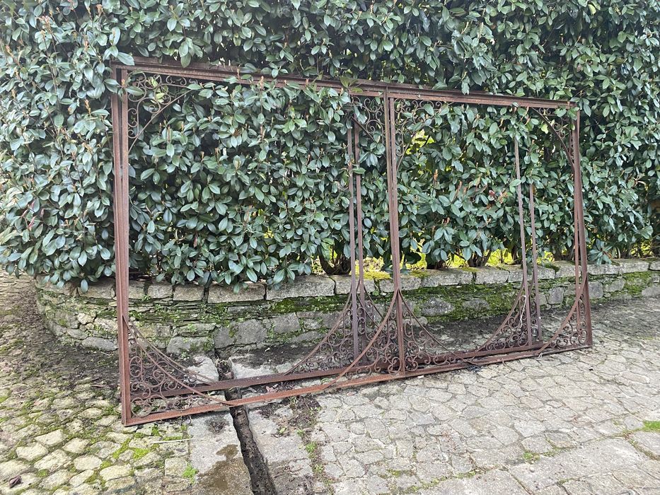 Aros em ferro muito robustos