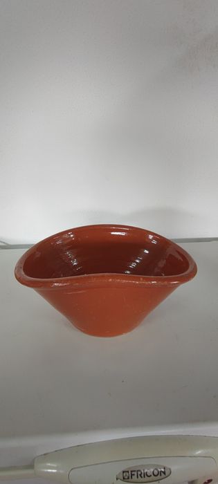 Tachos de barro bom estado