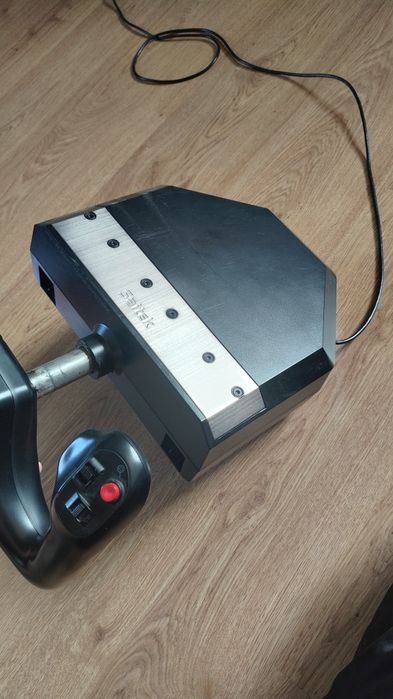 Wolant Saitek Pro flight system z przepustnica